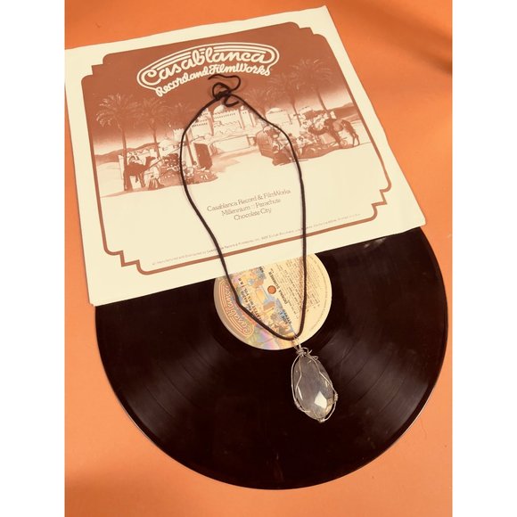 NWT Handmade Smoky Quartz Wire Wrapped Necklace - Silver - Picture 3 of 4